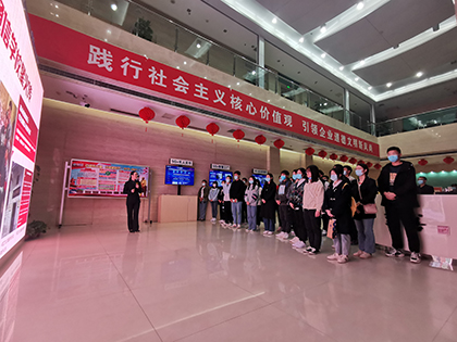 我校明德班举行5G前沿体验活动